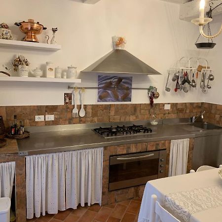 La Casa Dei Ricordi Διαμέρισμα Collesalvetti Εξωτερικό φωτογραφία